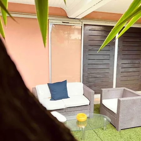 Apartment 6p Private Garden Little St Tropez *