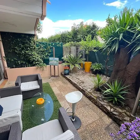 6p Private Garden Little St Tropez * Saint-Tropez